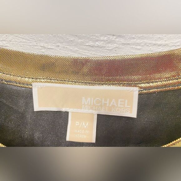 🛍️Mickael Kors petit Metallic Fashion Short Sleeve Gold Size: Medium T-Shift 💥 - Picture 6 of 8